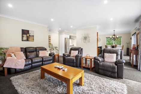 Photo of property in 216 Ness Valley Road, Ness Valley, Papakura, 2585