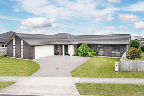 Photo of property in 2 Mirabell Place, Patumahoe, Pukekohe, 2679