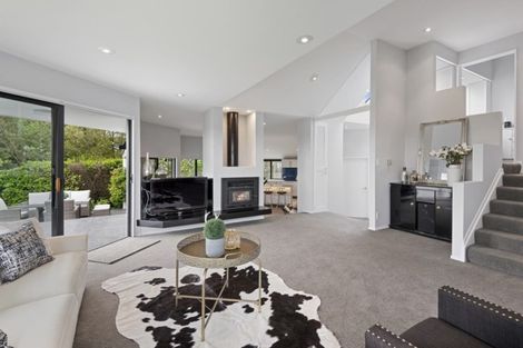 Photo of property in 31 Bengal Drive, Cashmere, Christchurch, 8022