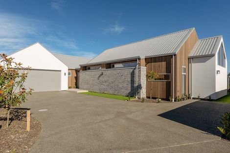 Photo of property in 30 Frank Ernest Crescent, Prebbleton, 7604