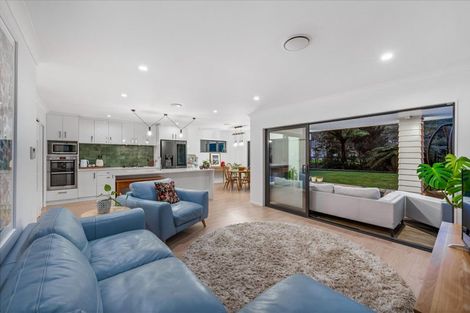 Photo of property in 29 Wautaiti Drive, Riverhead, 0820