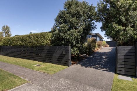 Photo of property in 156 Valley Road, Mount Maunganui, 3116