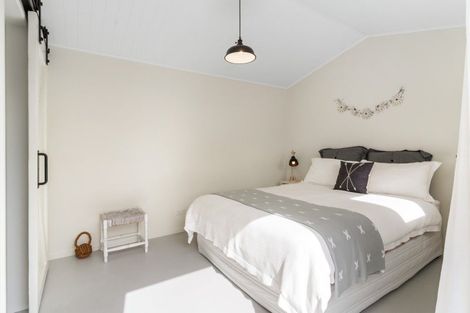 Photo of property in 205a Ocean Road, Whangamata, 3620