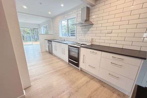 Photo of property in 11 Solander Place, Whitby, Porirua, 5024