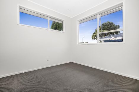 Photo of property in 11 Gambare Place, Wattle Downs, Auckland, 2103