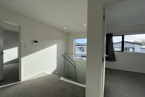 Photo of property in 10/535 Swanson Road, Ranui, Auckland, 0612