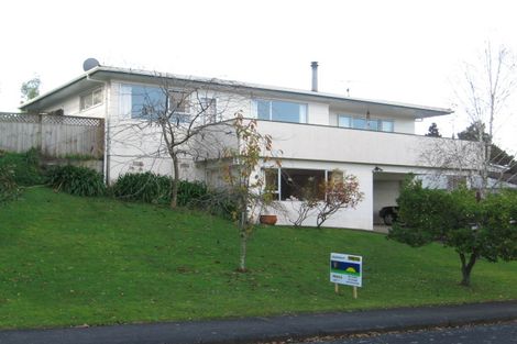 Photo of property in 4 Bacot Place, Howick, Auckland, 2014