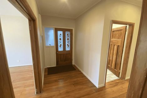 Photo of property in 5 Lonsdale Crescent, Rongotai, Wellington, 6022