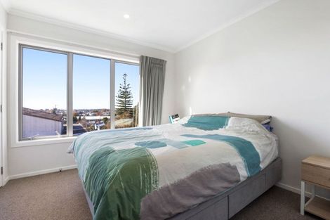 Photo of property in 15/19 Ruakiwi Road, Hamilton Lake, Hamilton, 3204
