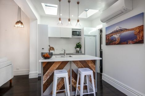 Photo of property in 21 Serpentine Avenue, Dunedin Central, Dunedin, 9016