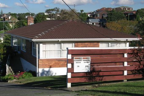 Photo of property in 14 Hythe Terrace, Mairangi Bay, Auckland, 0630