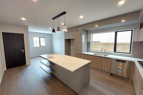 Photo of property in 26 Coast Garden Drive, Hobsonville, Auckland, 0616