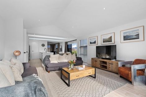 Photo of property in 7 Kerrera Lane, Jacks Point, Queenstown, 9371