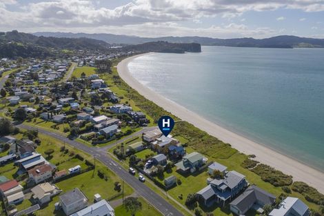 Photo of property in 85 Captain Cook Road, Cooks Beach, Whitianga, 3591