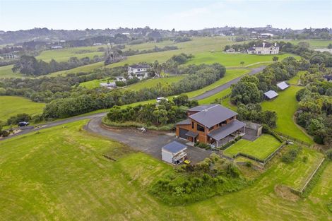 Photo of property in 161 Broomfields Road, Whitford, 2571