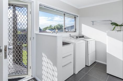 Photo of property in 16 Paykel Avenue, Farm Cove, Auckland, 2012