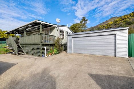 Photo of property in 1 Brownlee Close, Havelock, 7100