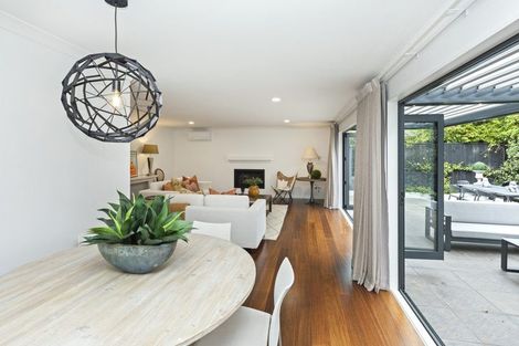 Photo of property in 7b Rossall Street, Merivale, Christchurch, 8014