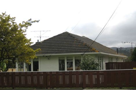 Photo of property in 6 Chittick Street, Stokes Valley, Lower Hutt, 5019