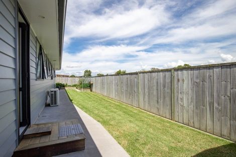 Photo of property in 7 Costello Drive, Ngatea, 3503