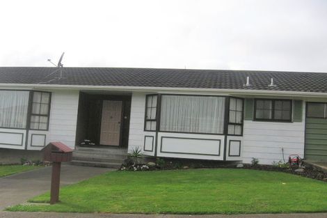 Photo of property in 11 Exploration Way, Whitby, Porirua, 5024