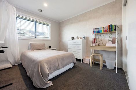 Photo of property in 15 Moemoea Place, Cambridge, 3434