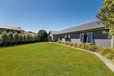 Photo of property in 4 Sylvan Street, Lake Hayes, Queenstown, 9304
