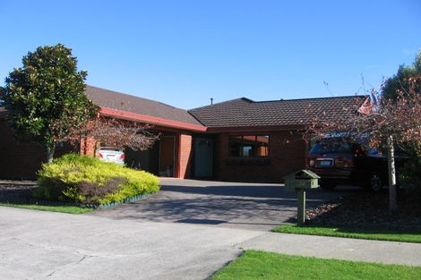 Photo of property in 19 Montana Way, Milson, Palmerston North, 4414