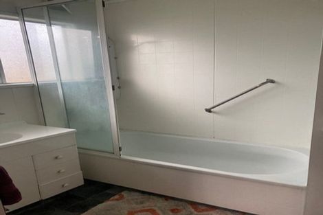 Photo of property in 10a Elizabeth Street, Moera, Lower Hutt, 5010