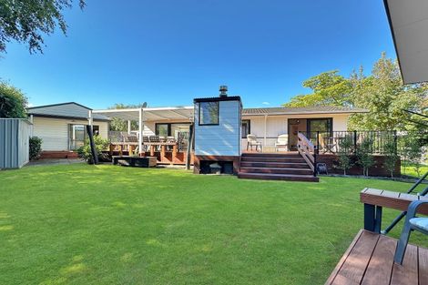 Photo of property in 1/11 Gibbs Place, Kinloch, Taupo, 3377