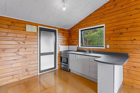 Photo of property in 379 Muriwai Road, Waimauku, 0881