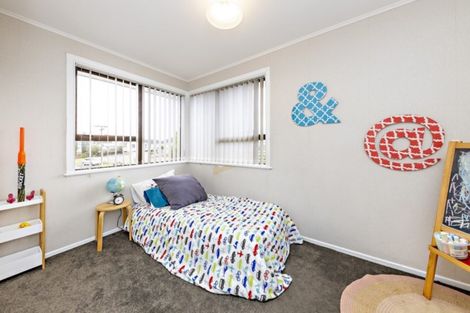 Photo of property in 13 Jenkins Place, Manurewa East, Auckland, 2102