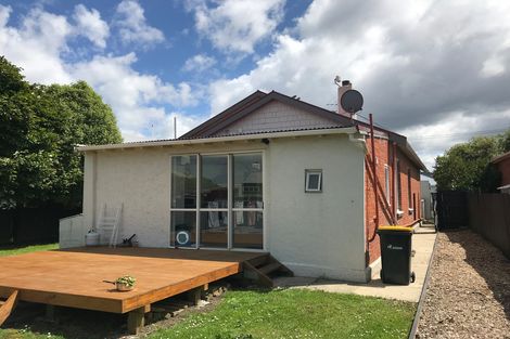 Photo of property in 43 Hargest Crescent, Saint Kilda, Dunedin, 9012