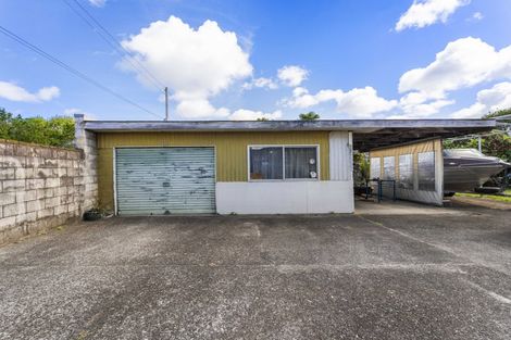 Photo of property in 11 Sandbrook Avenue, Otara, Auckland, 2023
