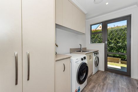 Photo of property in 6 Caversham Drive, Rototuna, Hamilton, 3210