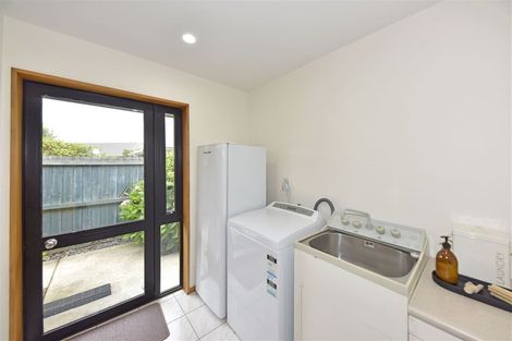 Photo of property in 16 Claverley Gardens, Avonhead, Christchurch, 8042