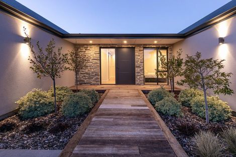 Photo of property in 41 Avalon Station Drive, Wanaka, 9305