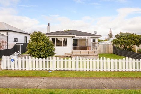 Photo of property in 1 Montagu Street, Feilding, 4702