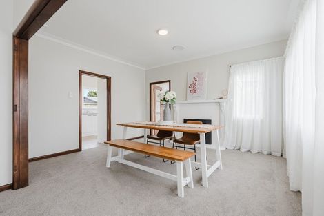 Photo of property in 82 Maeroa Road, Maeroa, Hamilton, 3200