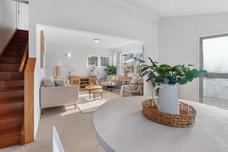 Photo of property in 274 Otumoetai Road, Otumoetai, Tauranga, 3110