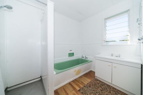 Photo of property in 2 Highbury Avenue, Highbury, Palmerston North, 4412