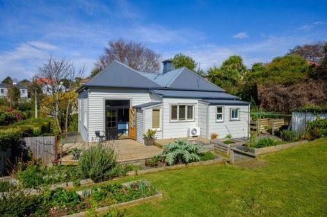 Photo of property in 53 Argyle Street, Mornington, Dunedin, 9011