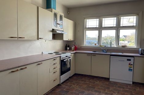 Photo of property in 96 Clyde Road, Ilam, Christchurch, 8041