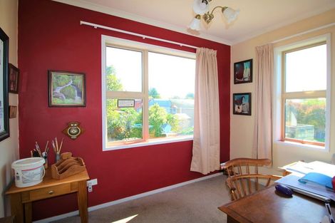 Photo of property in 20 Test Street, South Hill, Oamaru, 9400