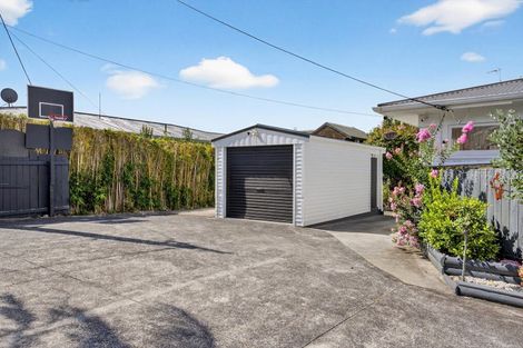 Photo of property in 1/7a Corunna Road, Milford, Auckland, 0620