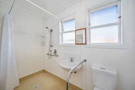 Photo of property in 15 Wharenui Road, Owhata, Rotorua, 3010