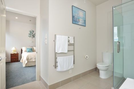 Photo of property in 1/40 Reads Quay, Gisborne, 4010