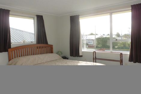 Photo of property in 27 Saint Leonards Road, Temuka, 7920