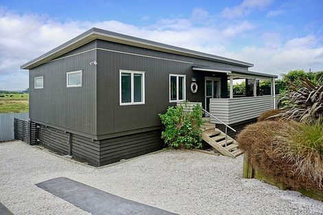 Photo of property in 180a Pukehina Parade, Pukehina, Te Puke, 3189
