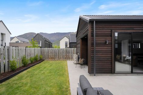 Photo of property in 5 Bellamore Street, Lake Hayes, Queenstown, 9304